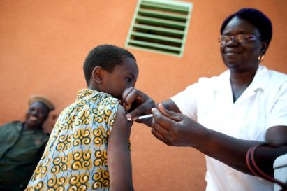 mass-vaccination-campaigns-using-the-new-vaccine-reached-nearly-20-million-people-725x482
